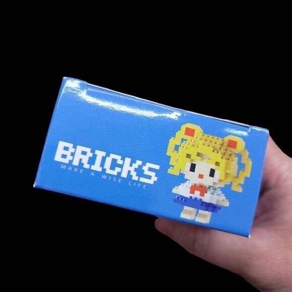 Brand New Sailor Moon Bricks Lego Figure - Picture 2 of 5
